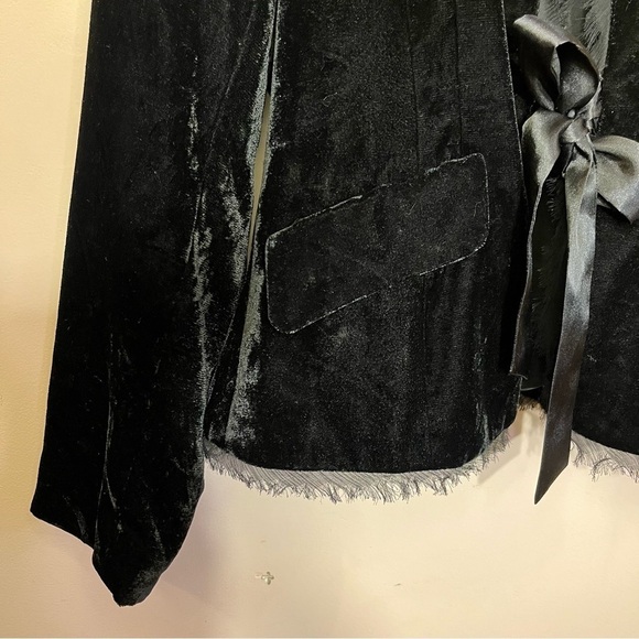 NY Collection sz medium black velvet tie front blazer with fringe trim - Picture 5 of 16